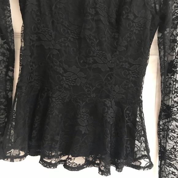 Le Chateau Black Lace Long Sleeve V neck Top - Picture 5 of 6